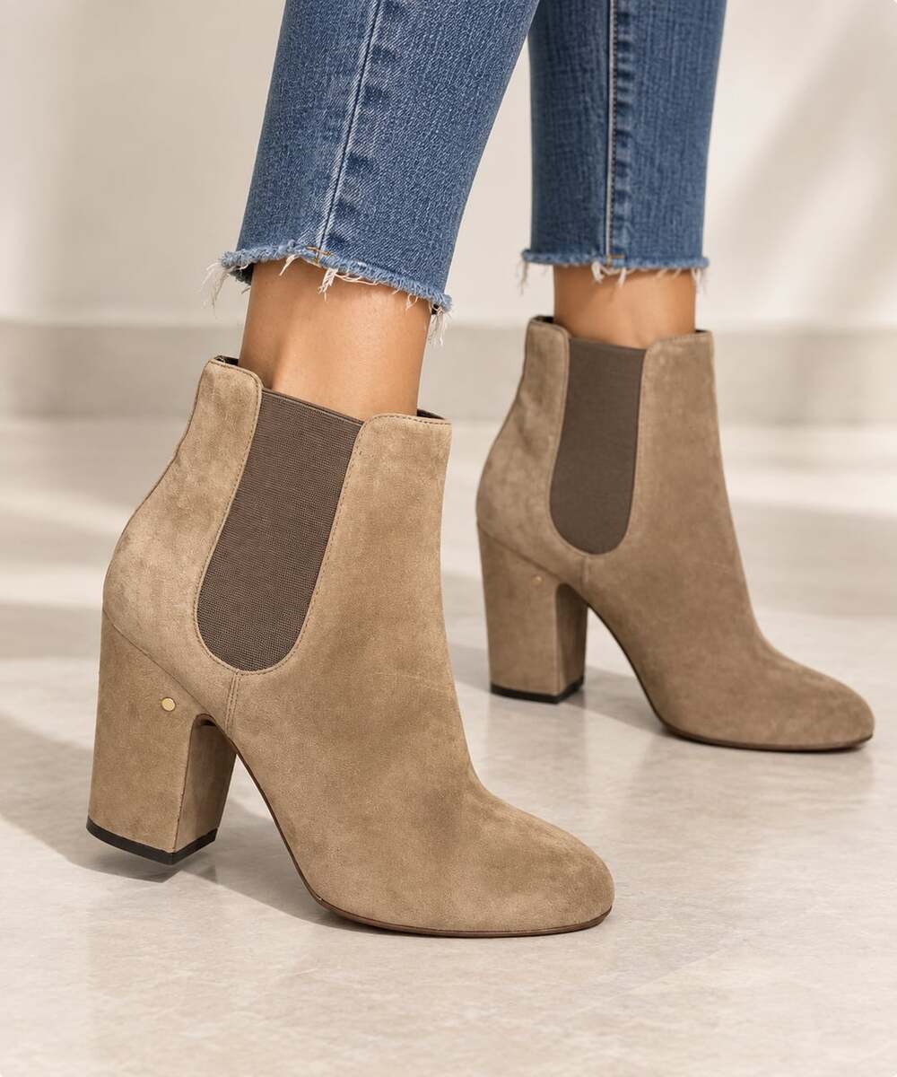 Laurence Dacade Suede Chelsea Boots #0617